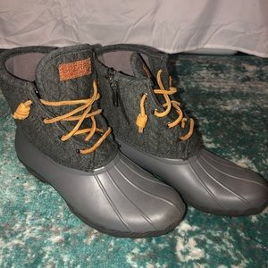 Sperry duck boots